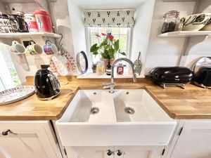 Photo 16- click for photo gallery